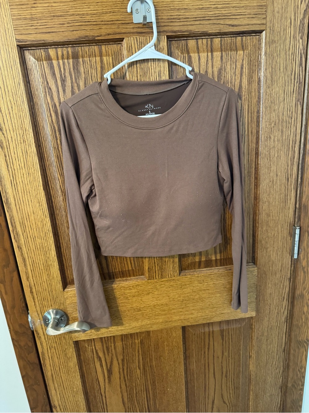 Klassy Network long sleeve crop top with built in bra